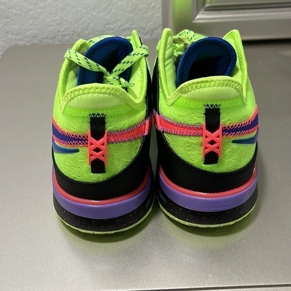 Mens Nike ZOOM LEBRON NXXT GEN 'GLITCH' Size 12 Brand New No Box DR8784-300 - Picture 3 of 5